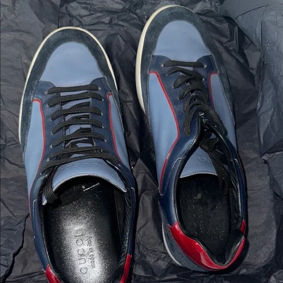 Men's Blue and Red Leather Sneakers NWT - Picture 2 of 8